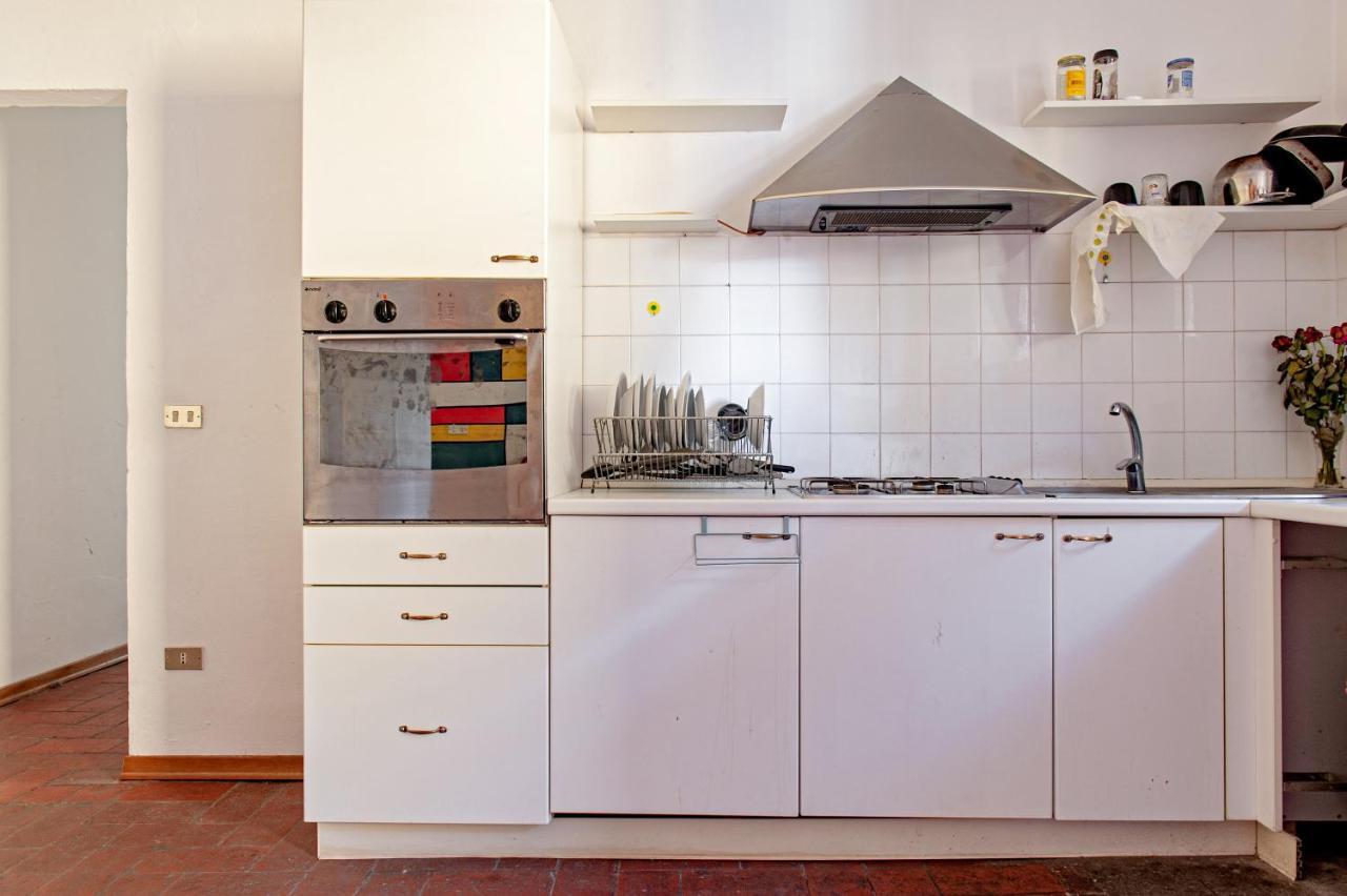 A Due Passi Dal Centro Apartment ปิซา ภายนอก รูปภาพ