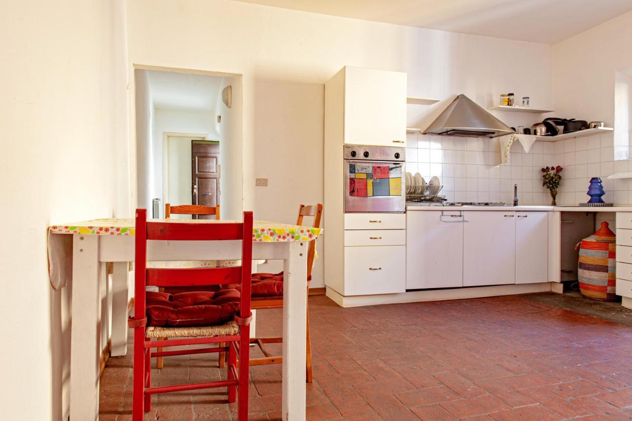 A Due Passi Dal Centro Apartment ปิซา ภายนอก รูปภาพ